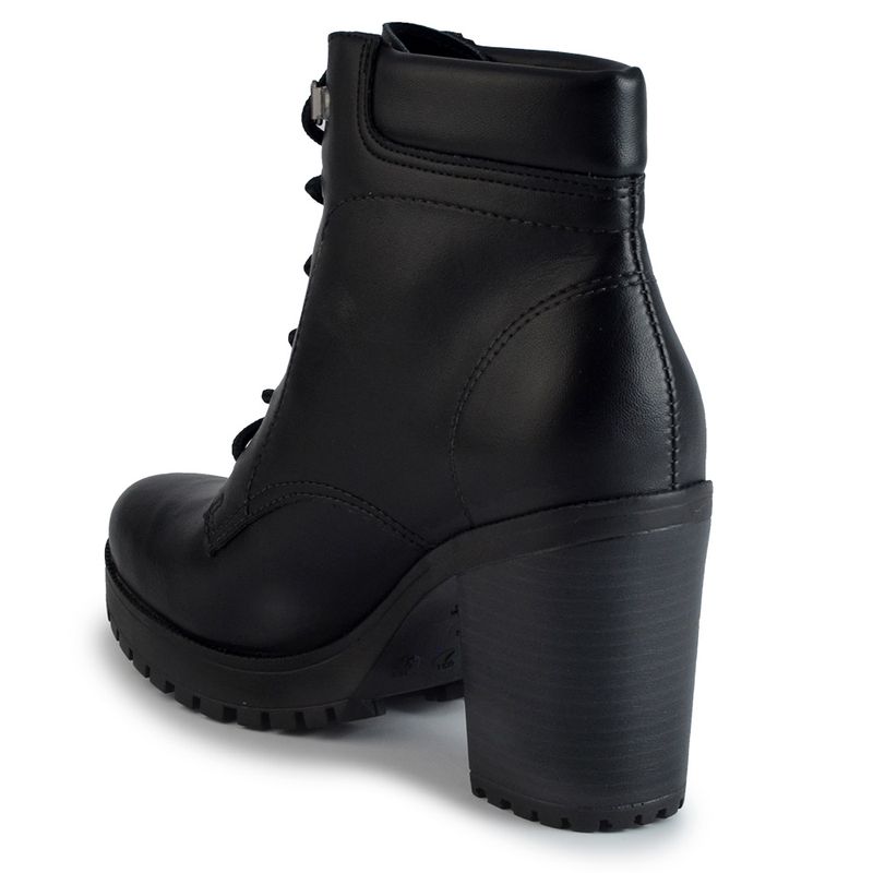 coturno-feminino-via-marte-salto-bloco-preto-23-1608-01-3-.jpg