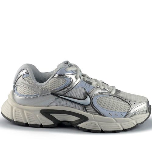 Tênis Casual Nike Feminino V5 RNR HQ7901-103