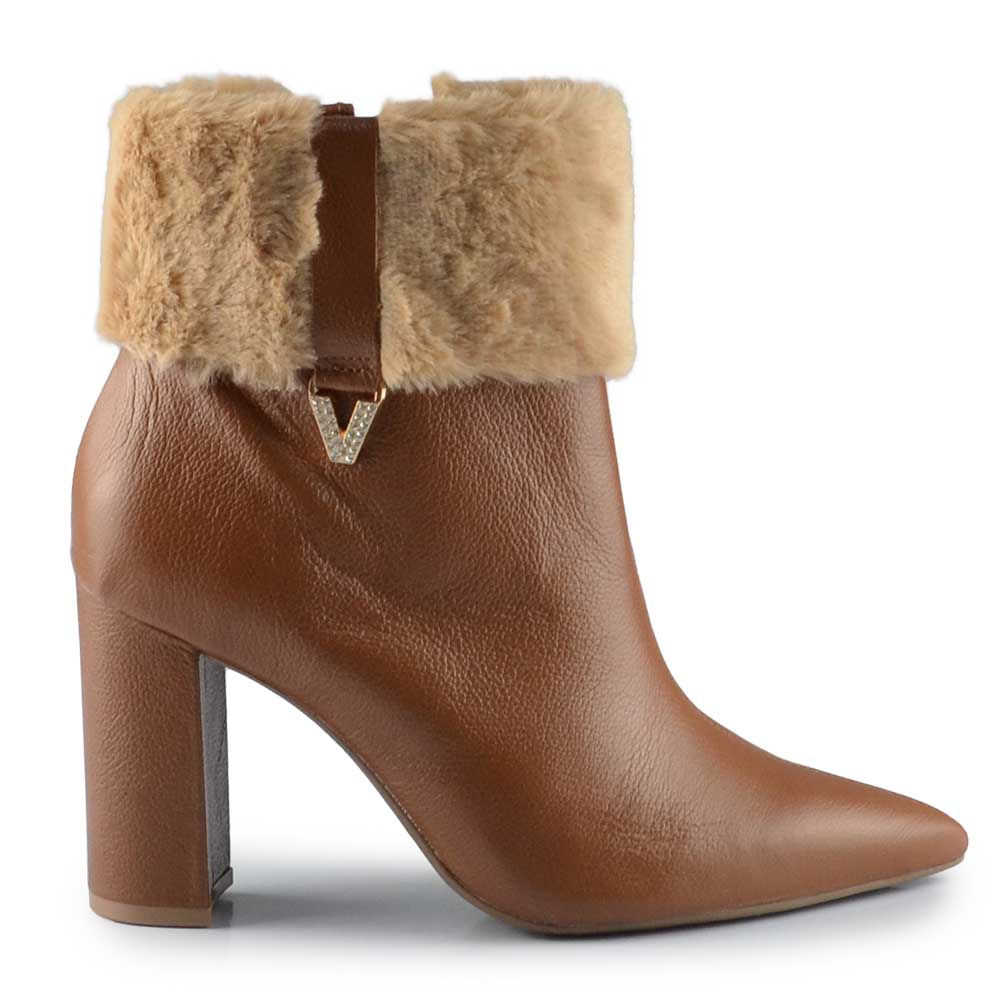 bota-via-marte-feminina-cano-medio-063-010-01-marrom-063-010-01(1).jpg