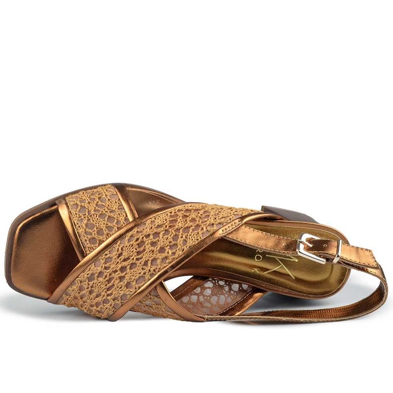 sandalia-salto-bloco-vero-k-feminina-982.9430-bronze-982.9430c(4).jpg